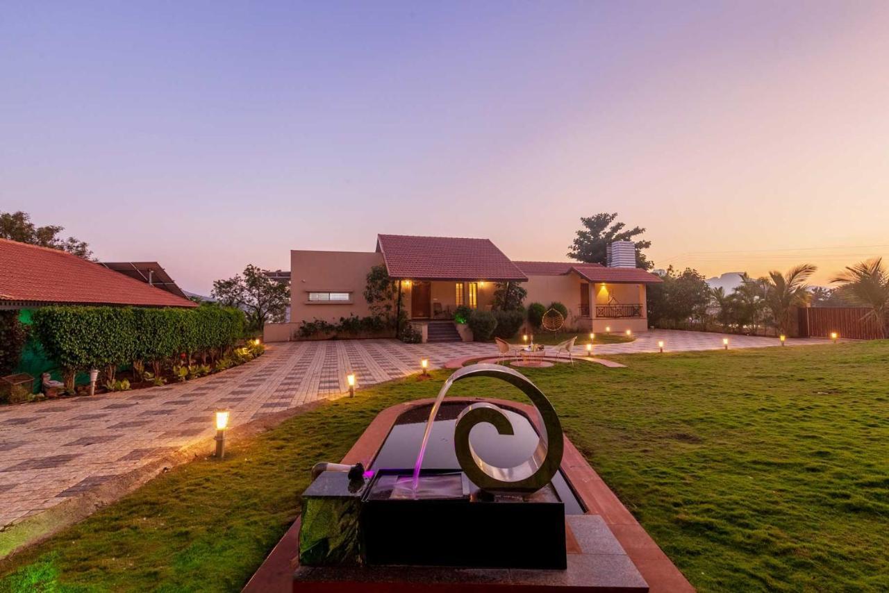 Luna Villa By Stayvista - Lakeside Charm With Terrace, Lush Lawn & Modern Decor 纳西克 外观 照片